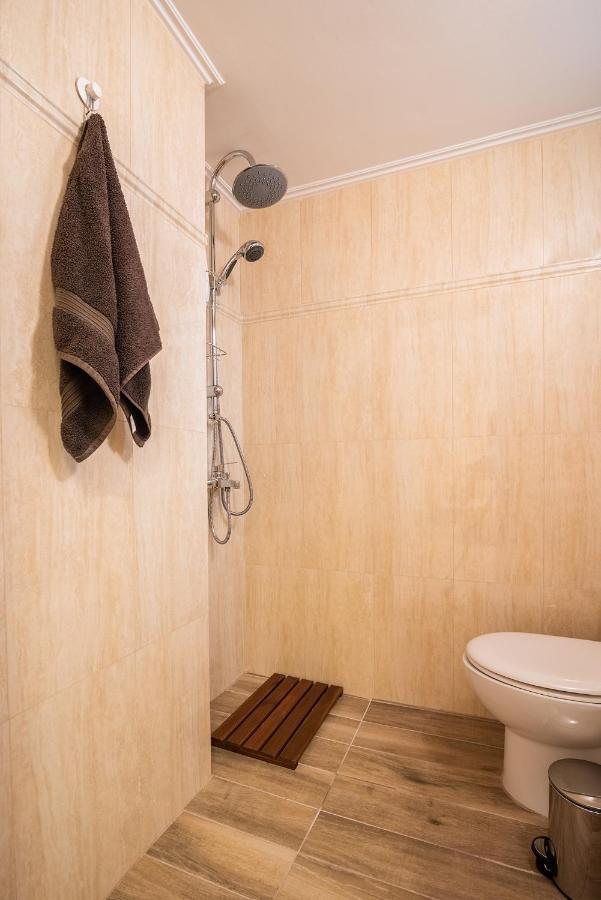 Topalidi'S Home Nea Palatia Buitenkant foto