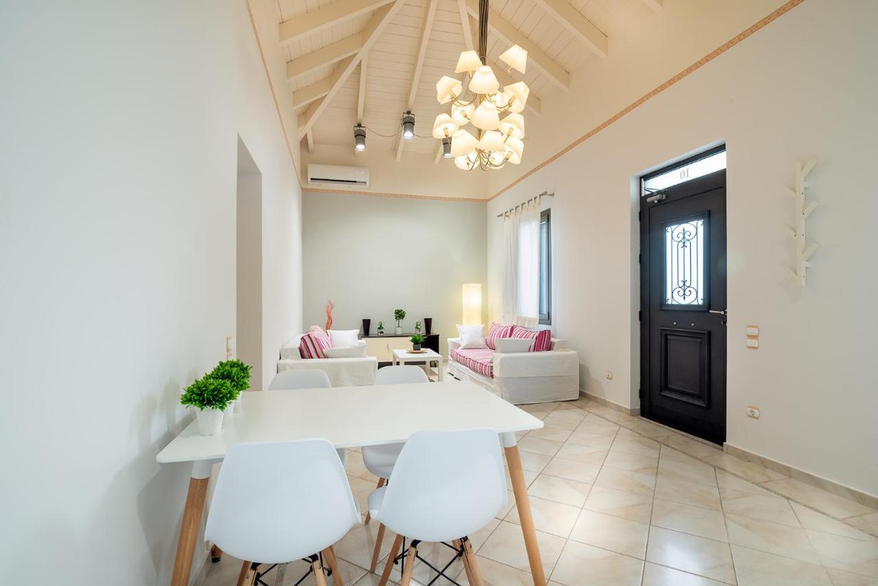 Topalidi'S Home Nea Palatia Buitenkant foto